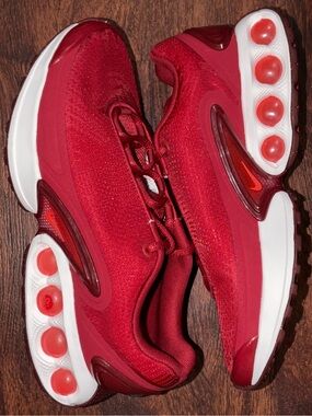 Nike Red Cushion Air Pod Running Shoes